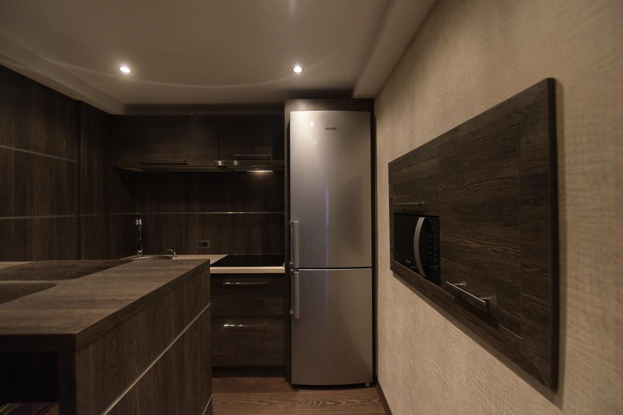 H & V Residence - Bungalow Apartment Arad Eksteriør billede